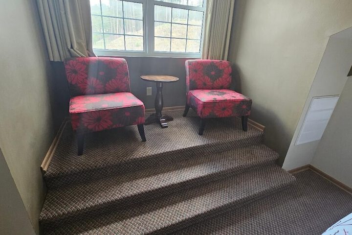 Room 41 of 105