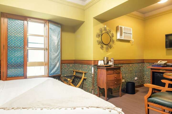 Room 74 of 115