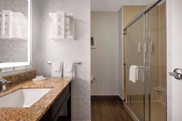 Bathroom shower