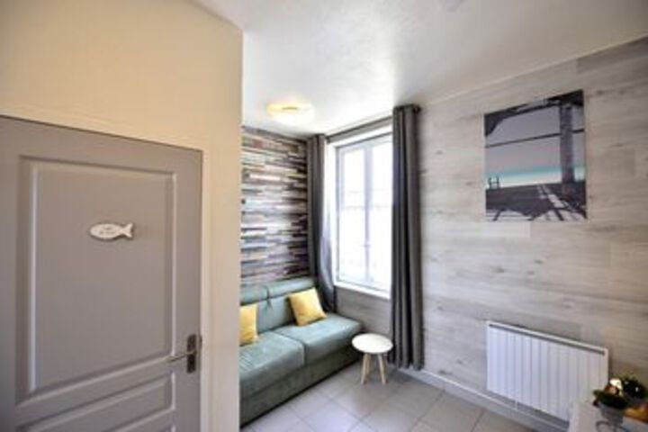 Room 44 of 58