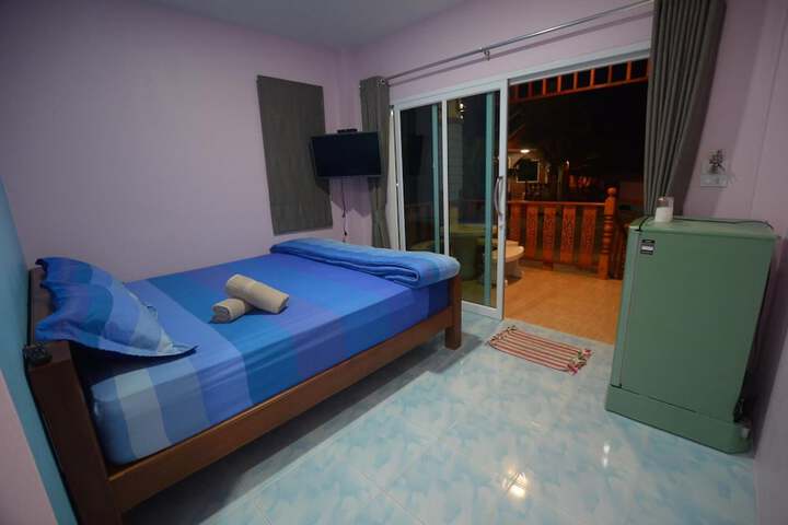 Room 18 of 52