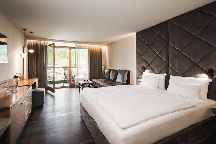 Room 21 of 115