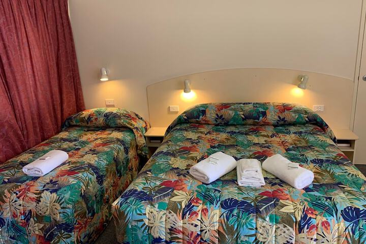 Room 7 of 26