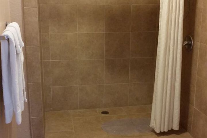 Room 21 of 47