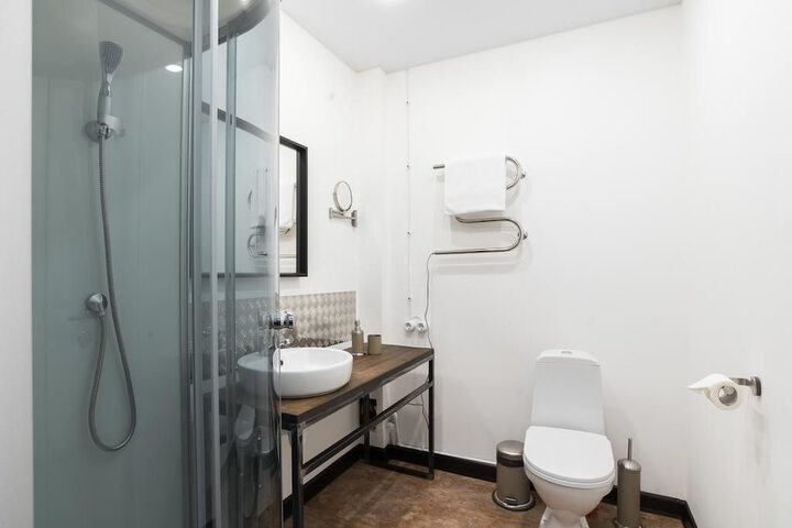 Room 4 of 29