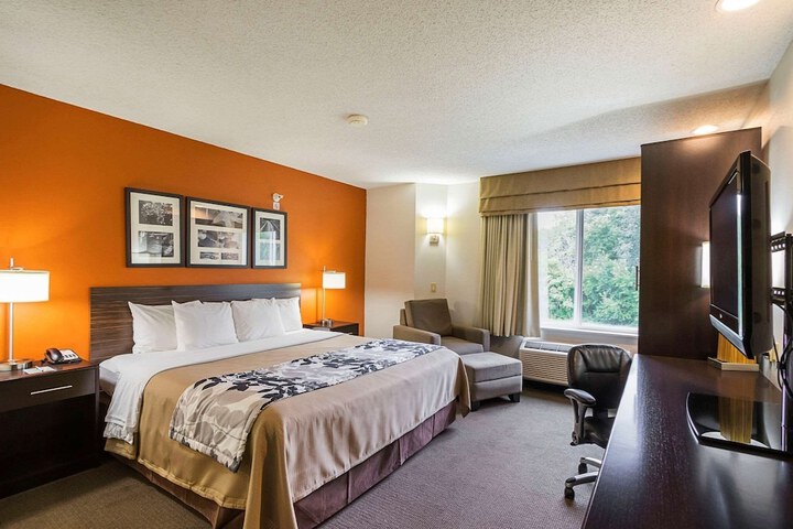 Room 19 of 41
