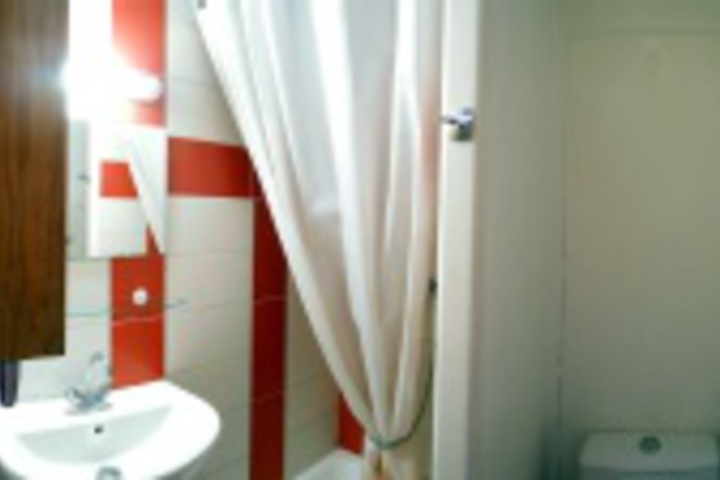 Room 150 of 216