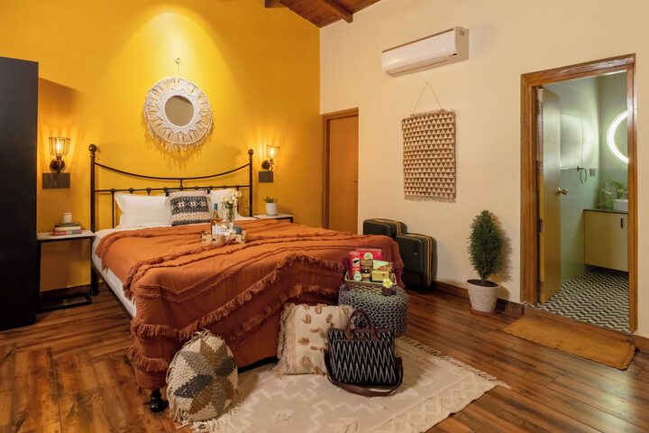Room 4 of 48