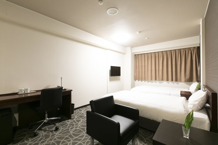 Room 5 of 46