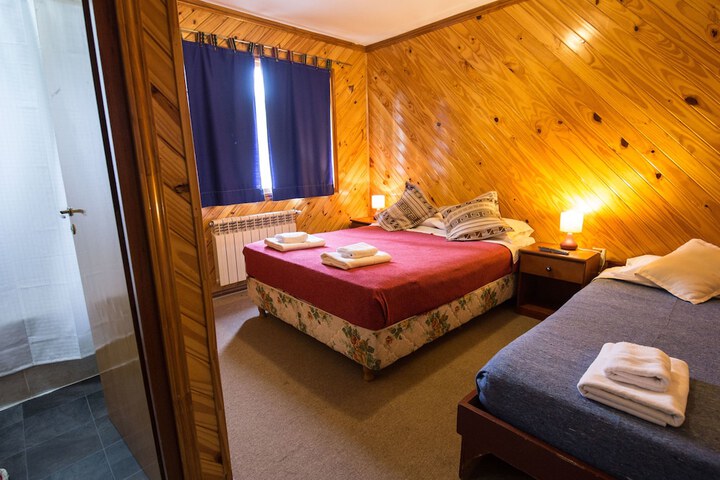 Room 2 of 26