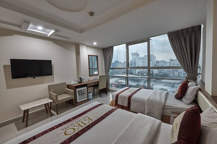 Room 28 of 45