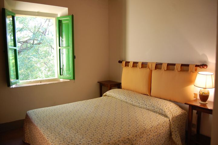 Room 11 of 39