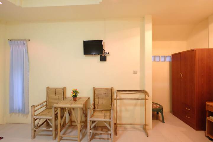 Room 16 of 25