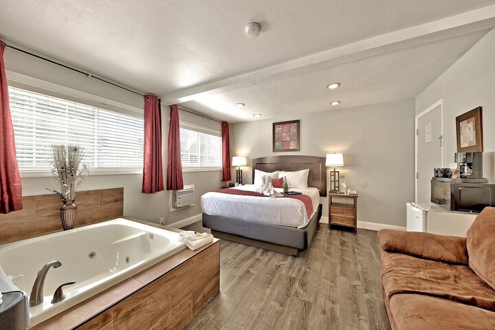 Standard | King Bed (20 of 36)