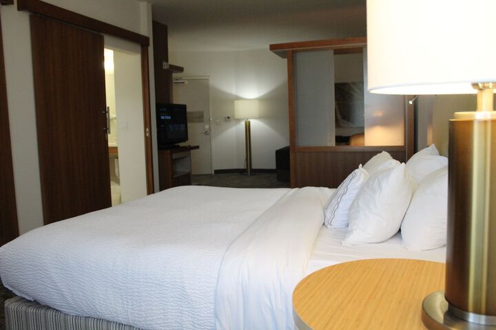 Room 8 of 44