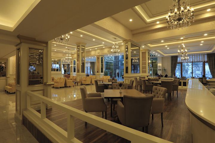 Hotel Interior 4 of 171