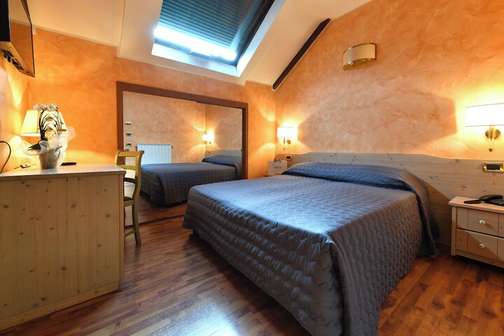 Room 14 of 52