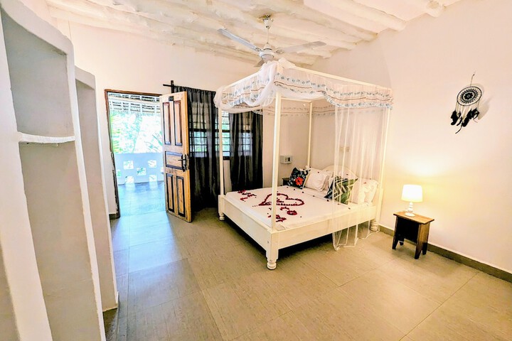 Room 50 of 150