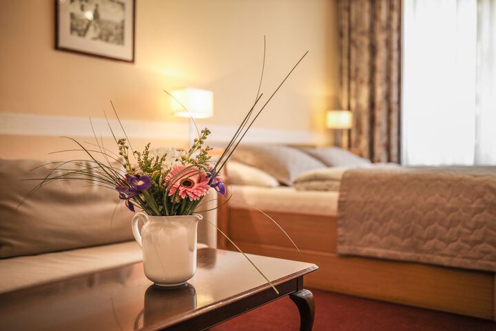 Room amenity