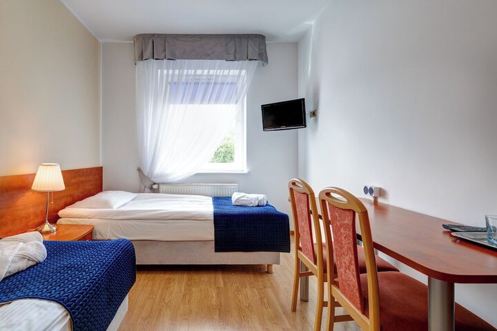 Room 15 of 30