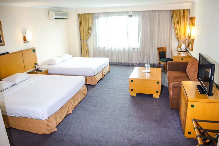 Room 7 of 44