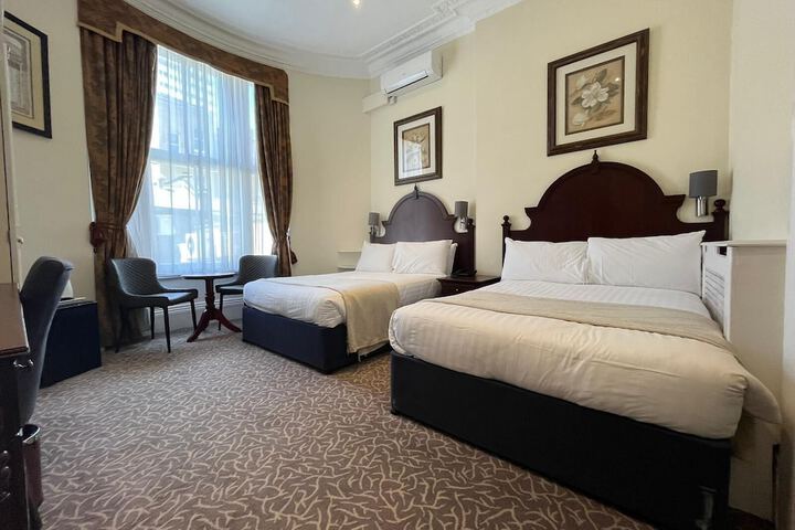 Room 40 of 128