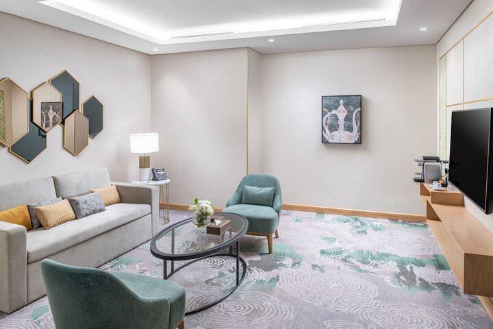 Room 18 of 22