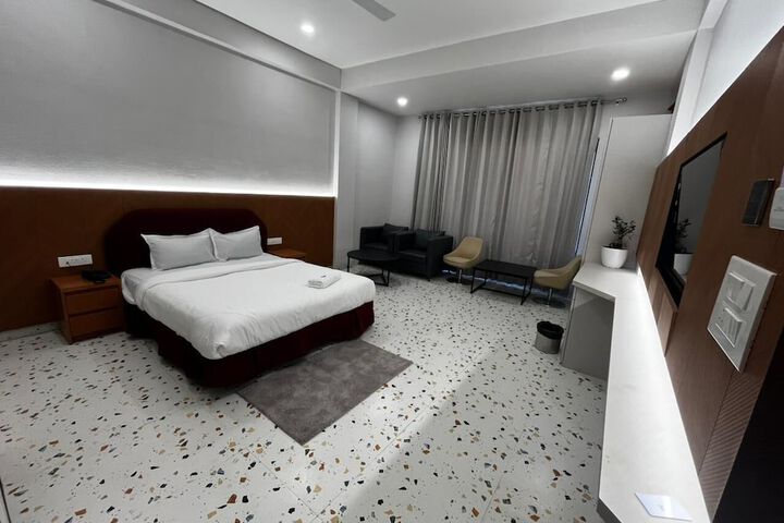 Room 21 of 92