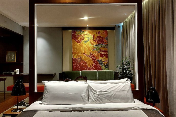 Room 19 of 60