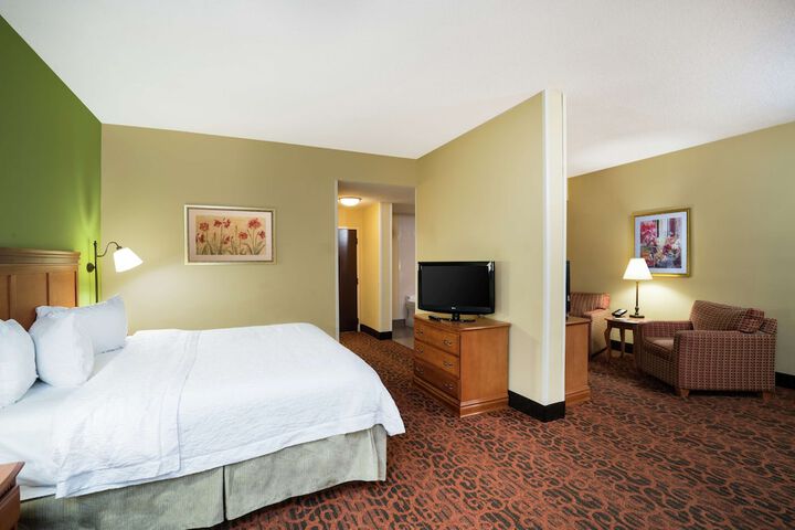 1 King Bed (16 of 21)