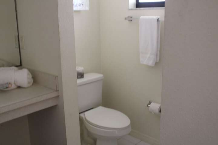 Room 11 of 23