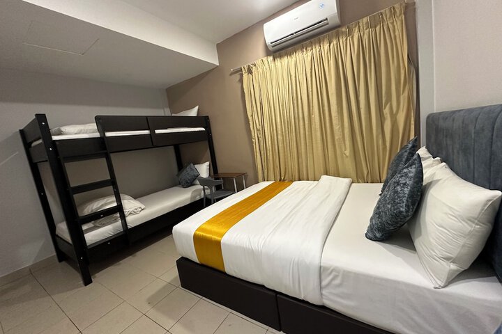 Room 64 of 80