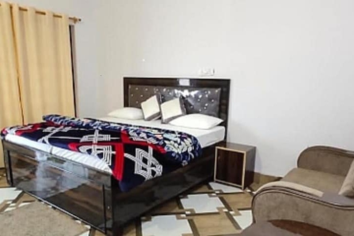 Room 7 of 70
