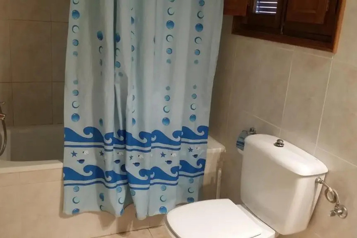 Room 7 of 10