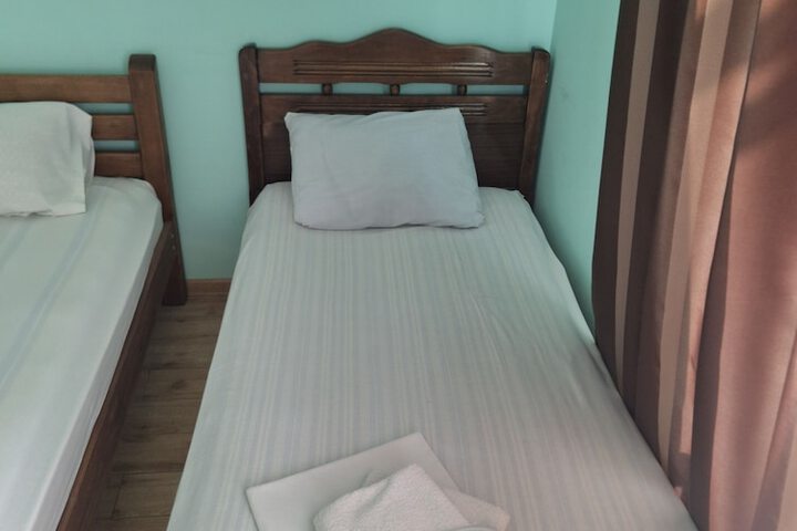 Room 2 of 15