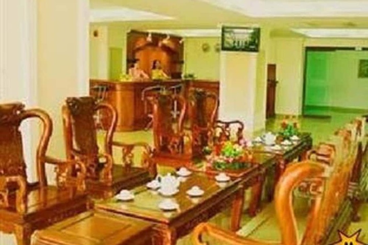 Hotel Interior 4 of 28