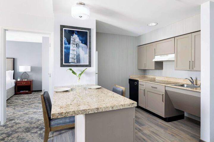 1 King 2 Queen Beds 2 Bedroom 2 Bath Suite (27 of 28)