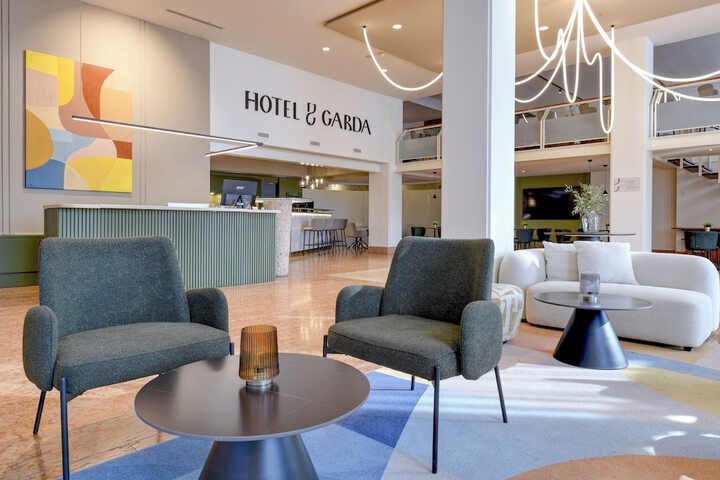 Hotel Interior 7 of 89