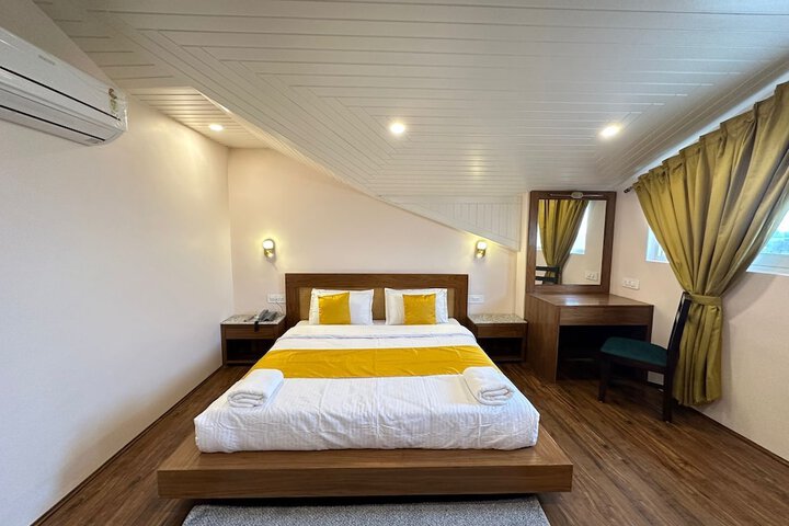 Room 7 of 38