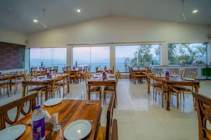 Dining 133 of 187