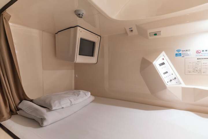 Room 12 of 57