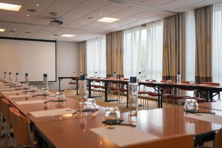 Room 14 of 23