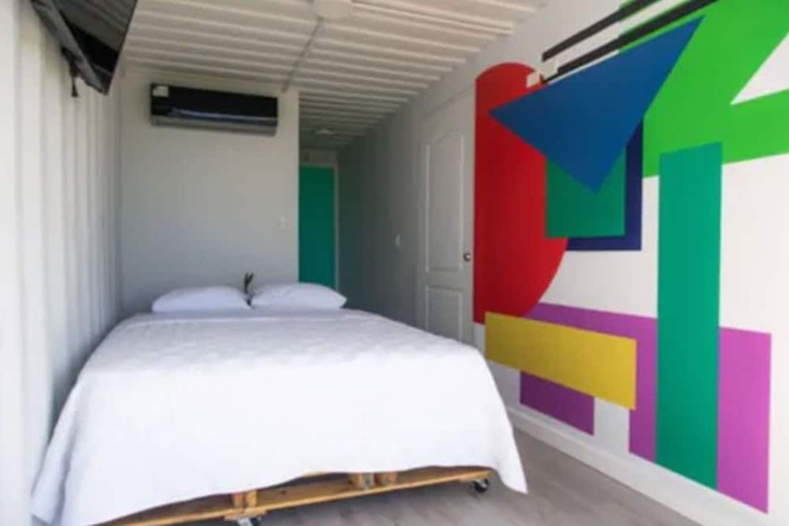 Room 7 of 43