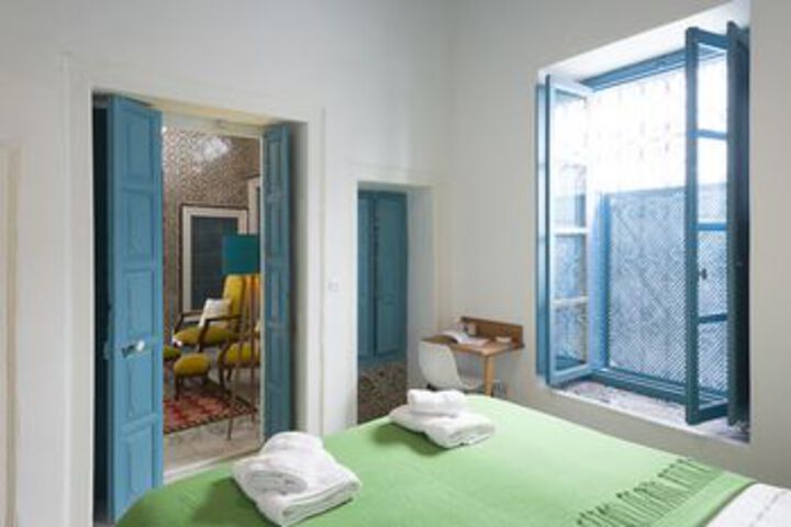 Room 11 of 29