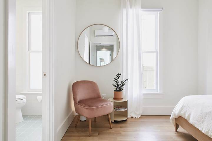 Room 8 of 26