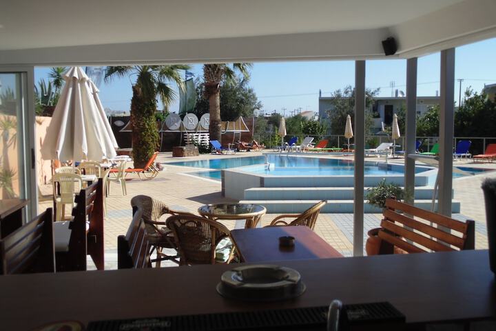 Hotel with Pool
