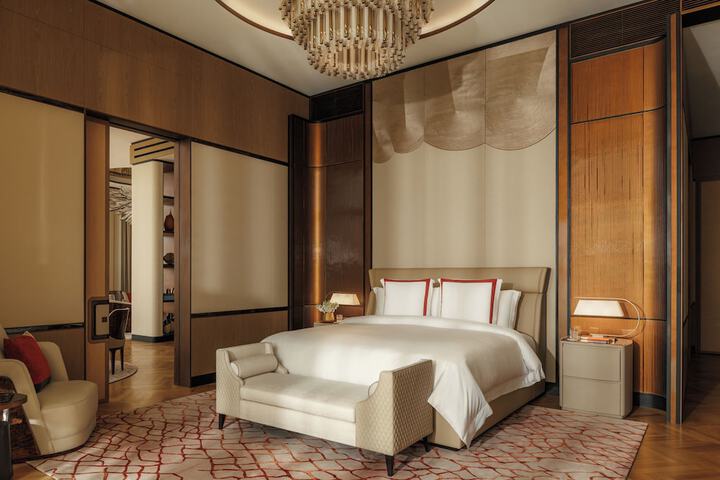 Room 13 of 146
