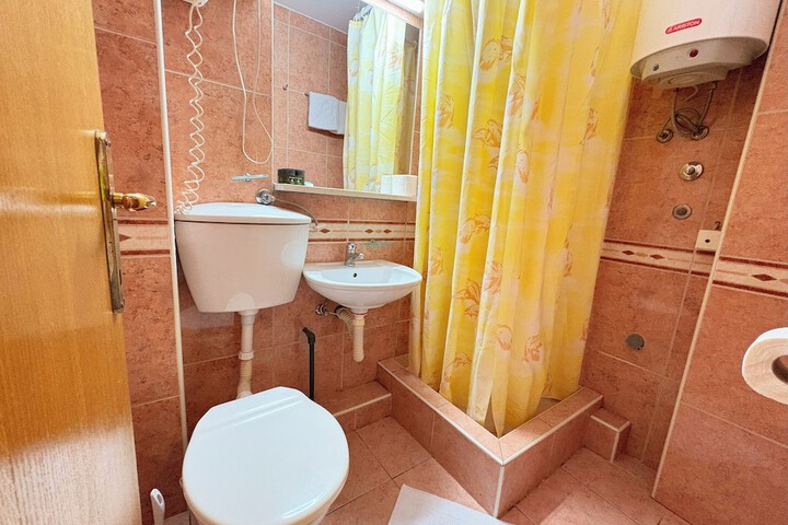 Room 35 of 45