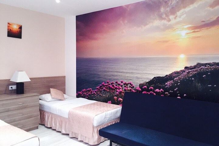 Room 16 of 60