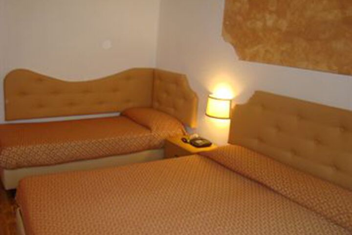 Room 31 of 51